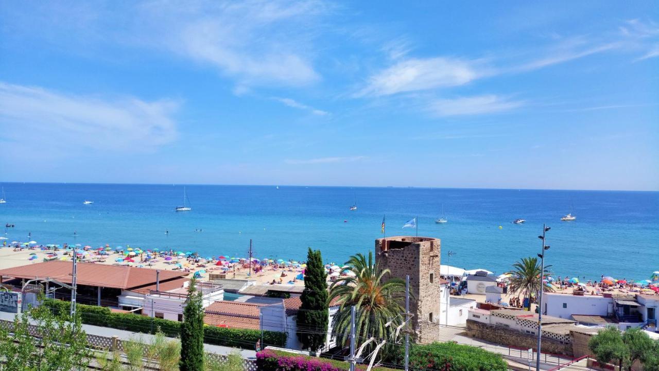 Liana Seaview & Beach - Apartment Montgat Esterno foto