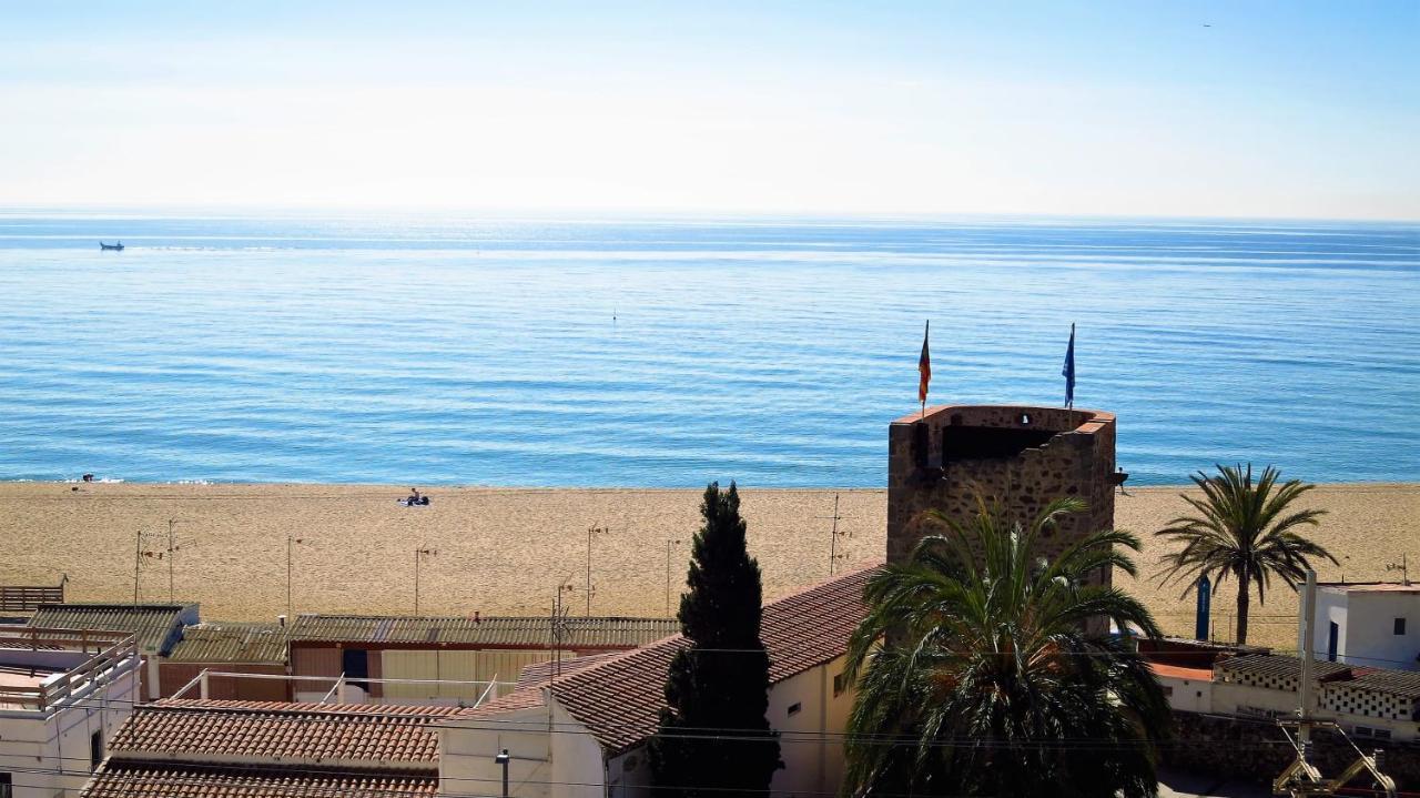 Liana Seaview & Beach - Apartment Montgat Esterno foto