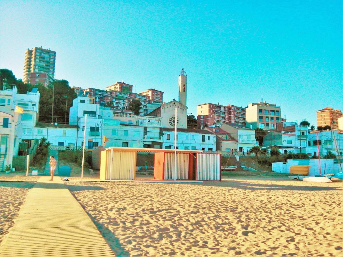 Liana Seaview & Beach - Apartment Montgat Esterno foto