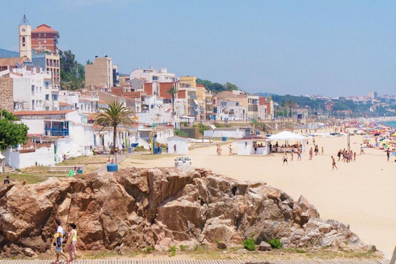 Liana Seaview & Beach - Apartment Montgat Esterno foto